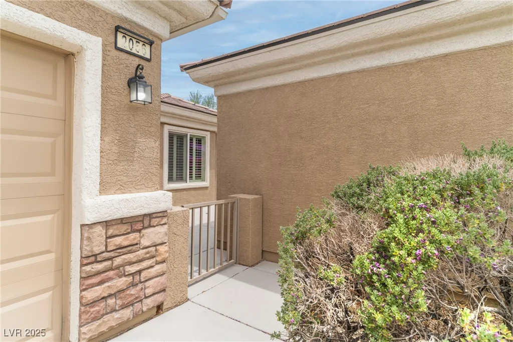2056 Bay Thrush, North Las Vegas, NV 89084