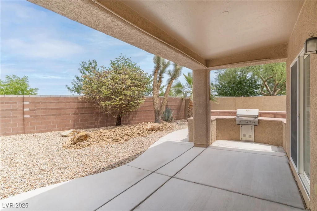 2056 Bay Thrush, North Las Vegas, NV 89084