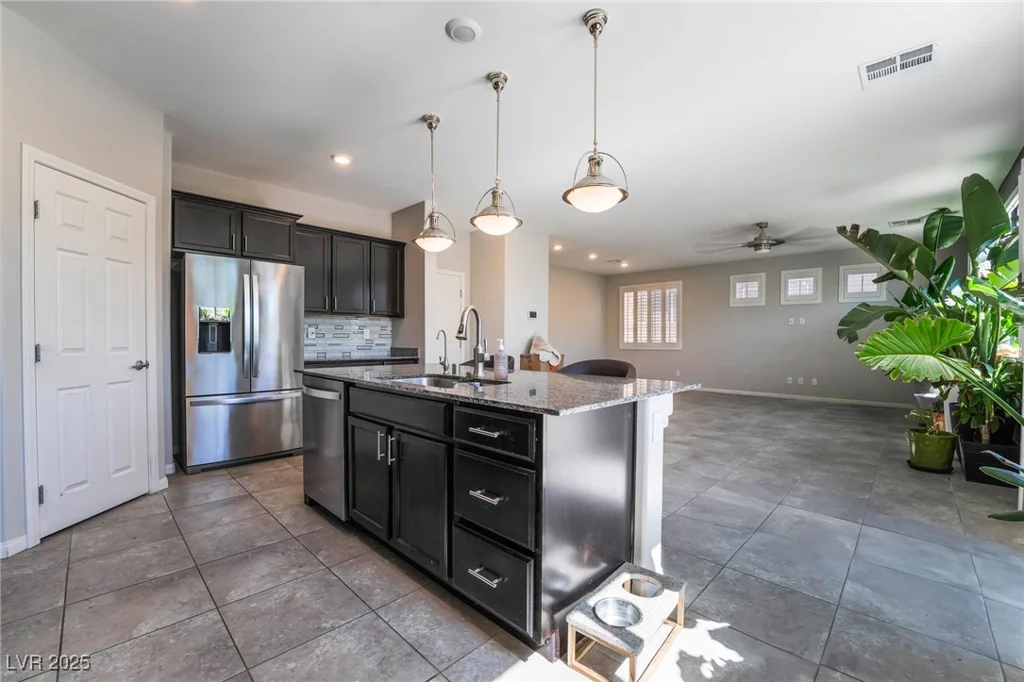 7732 Bandon Cliffs, North Las Vegas, NV 89084