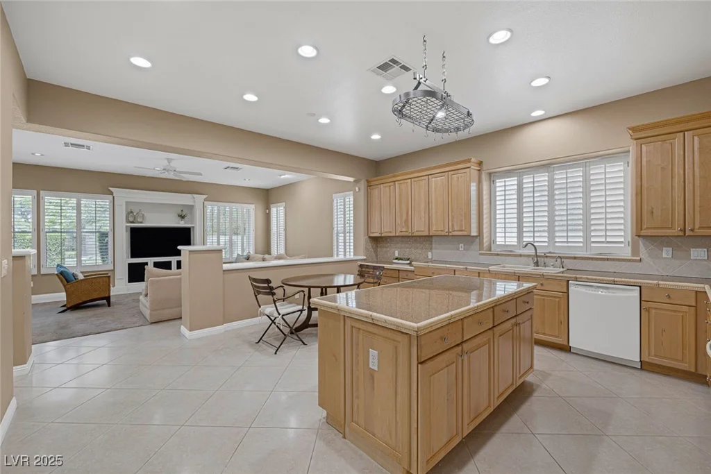 10156 Kearney Hill, Las Vegas, NV 89144