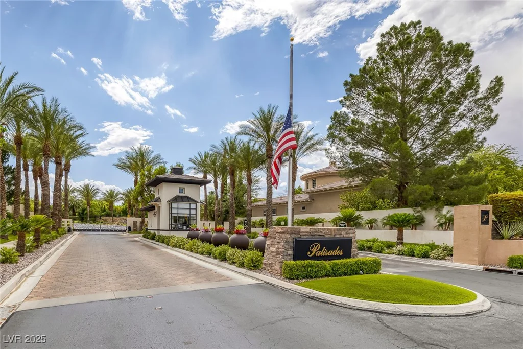 10156 Kearney Hill, Las Vegas, NV 89144