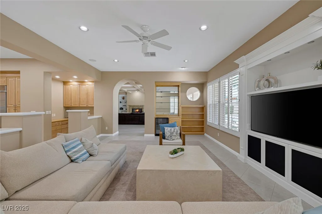 10156 Kearney Hill, Las Vegas, NV 89144