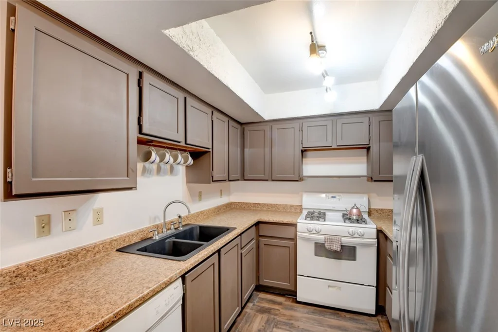 2696 Matogroso, Las Vegas, NV 89121