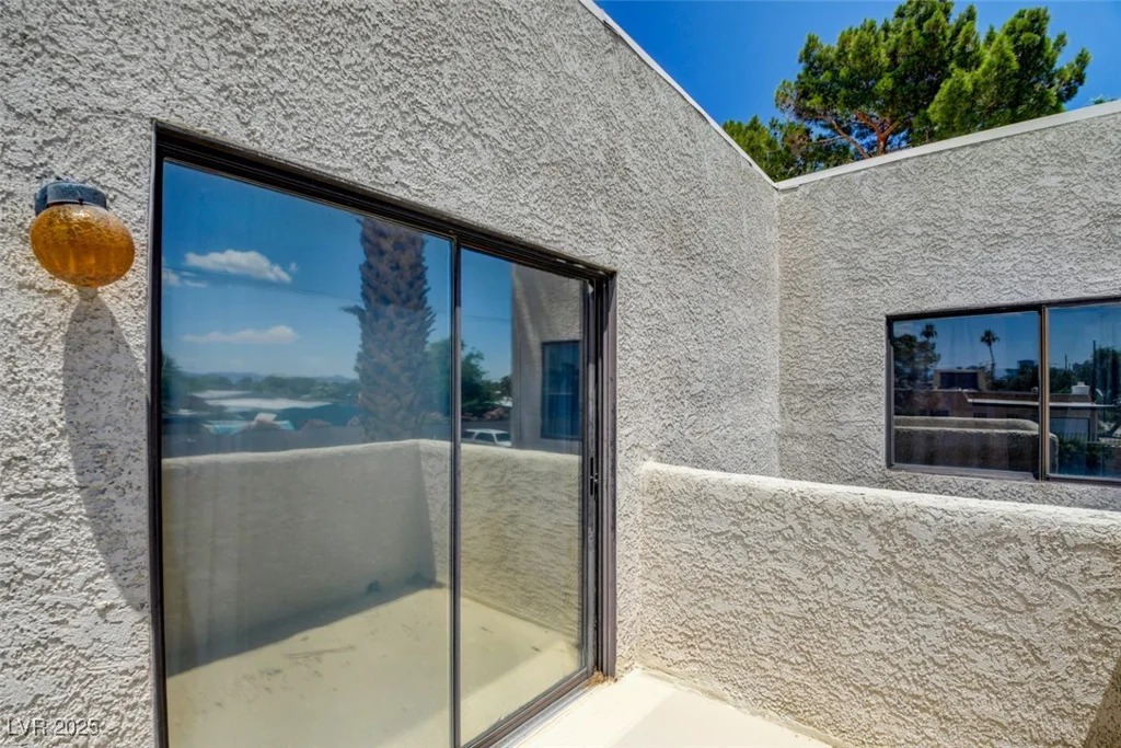 2696 Matogroso, Las Vegas, NV 89121