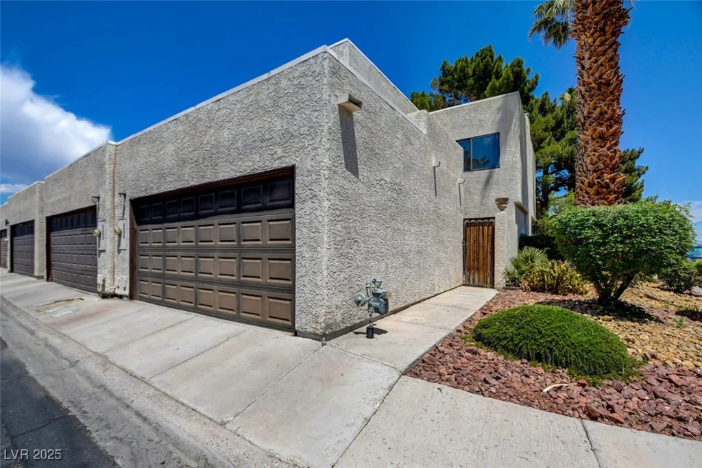 2696 Matogroso, Las Vegas, NV 89121