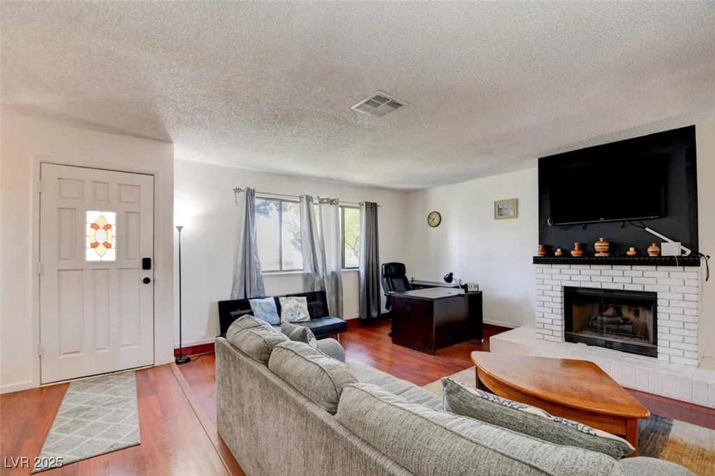 2696 Matogroso, Las Vegas, NV 89121