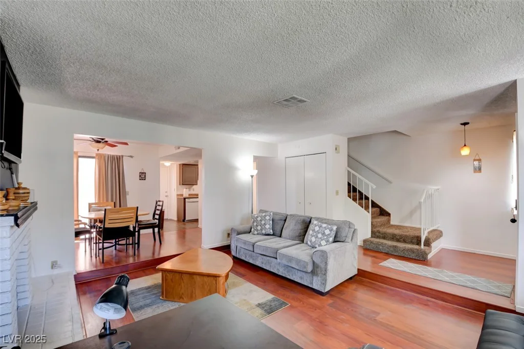 2696 Matogroso, Las Vegas, NV 89121