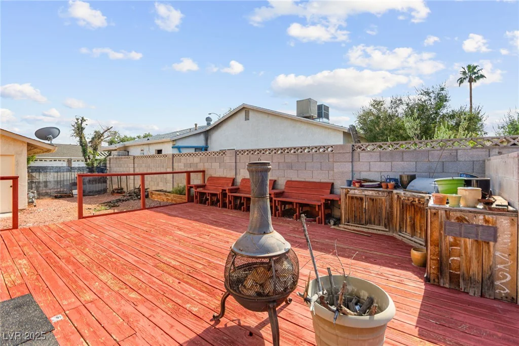 6612 Elton, Las Vegas, NV 89107