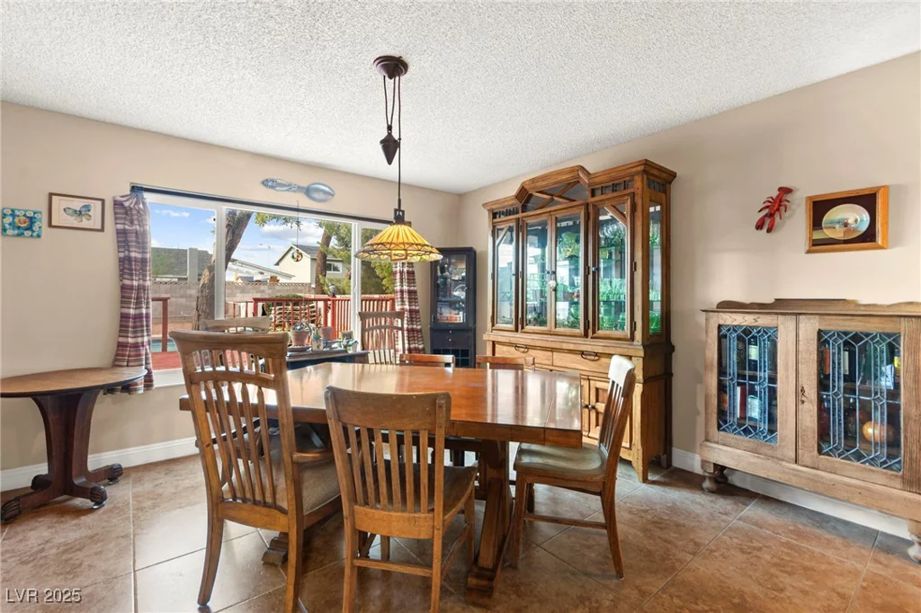 6612 Elton, Las Vegas, NV 89107