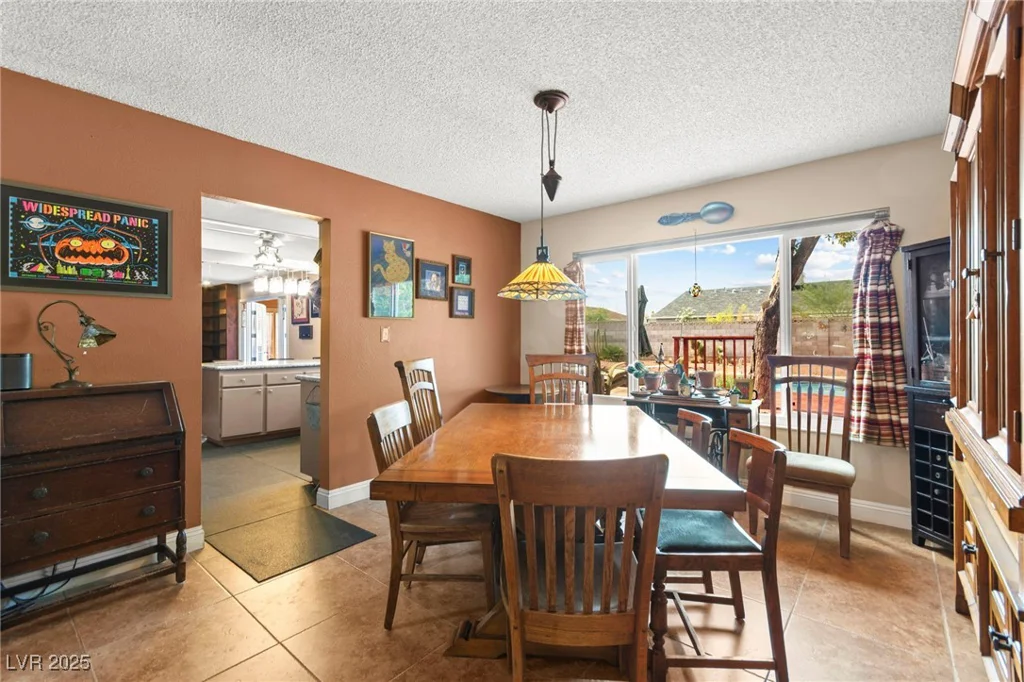6612 Elton, Las Vegas, NV 89107