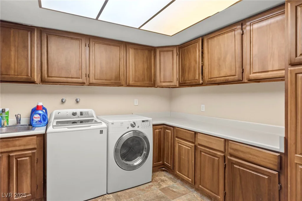 6612 Elton, Las Vegas, NV 89107