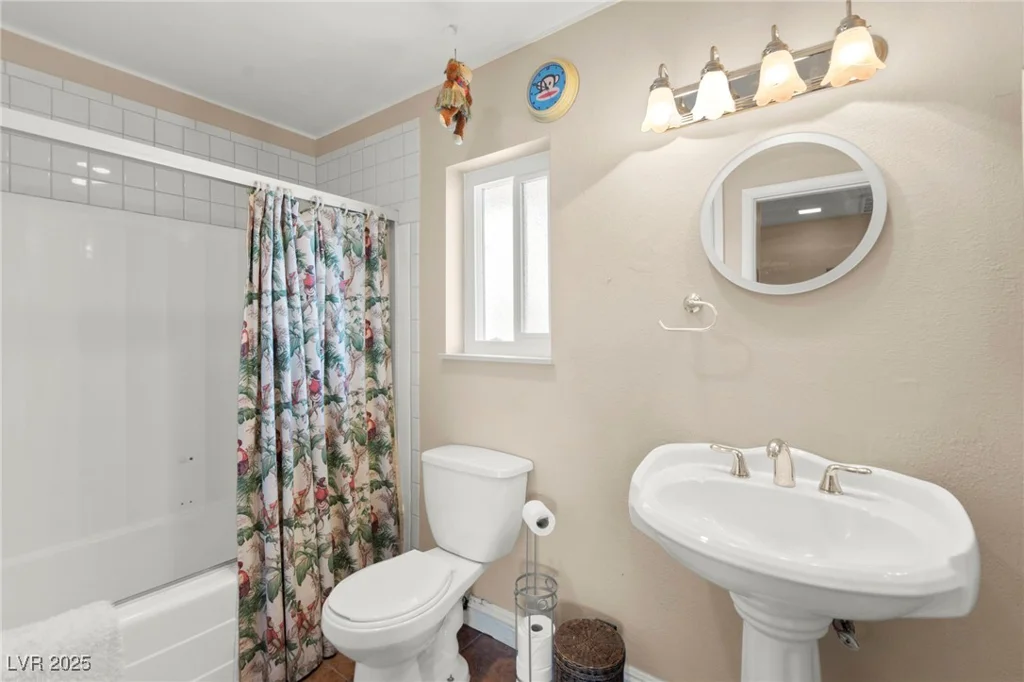 6612 Elton, Las Vegas, NV 89107