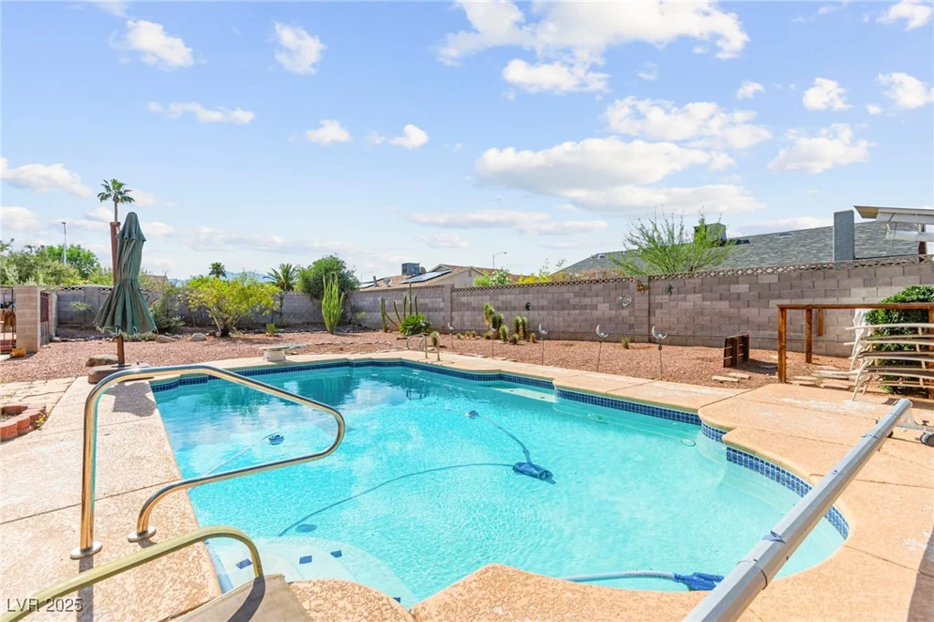 6612 Elton, Las Vegas, NV 89107