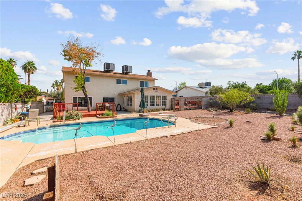 6612 Elton, Las Vegas, NV 89107