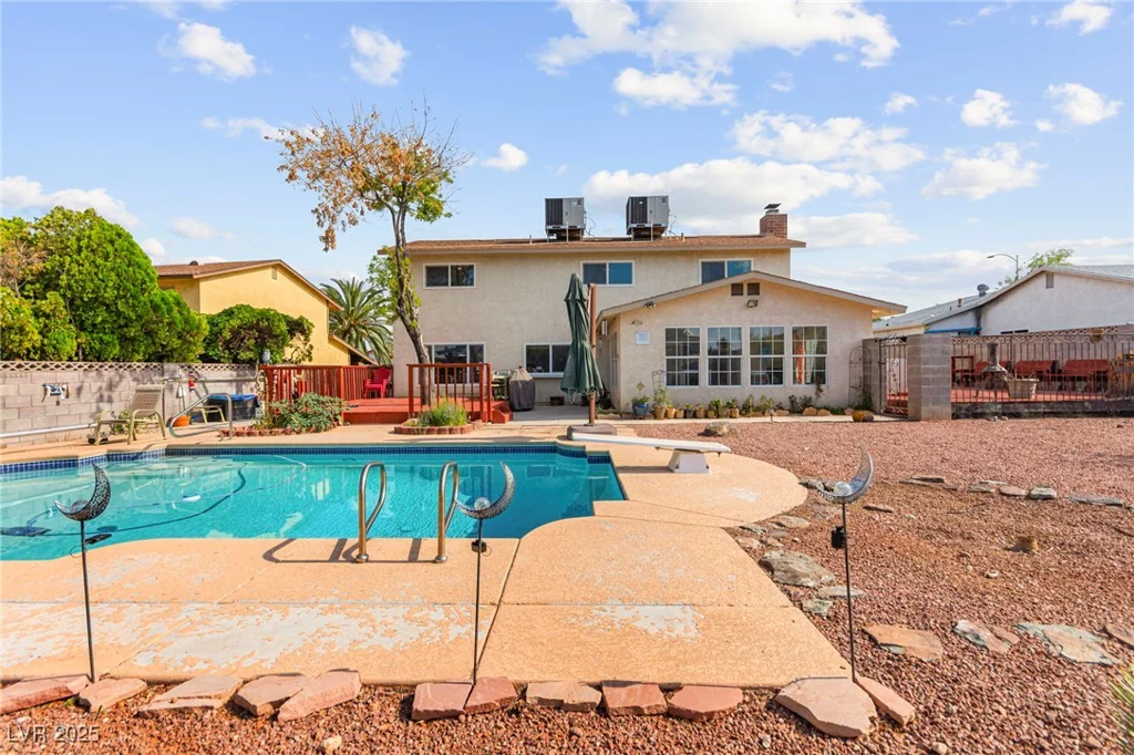 6612 Elton, Las Vegas, NV 89107