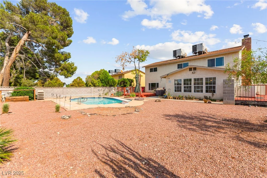 6612 Elton, Las Vegas, NV 89107