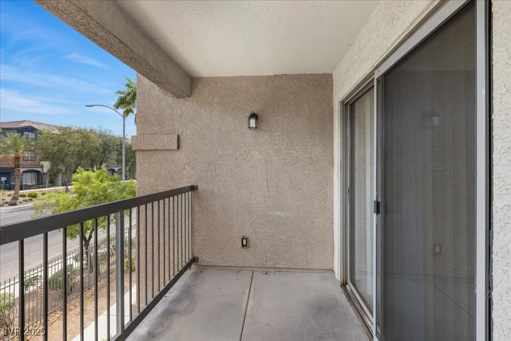 8000 Badura, Las Vegas, NV 89113