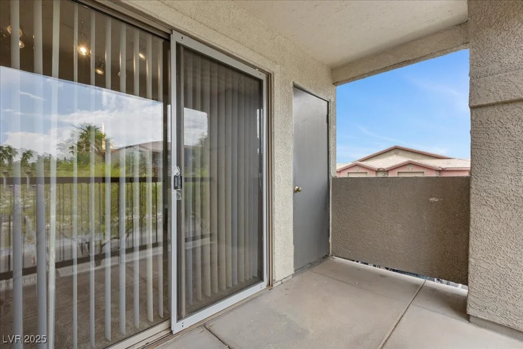 8000 Badura, Las Vegas, NV 89113