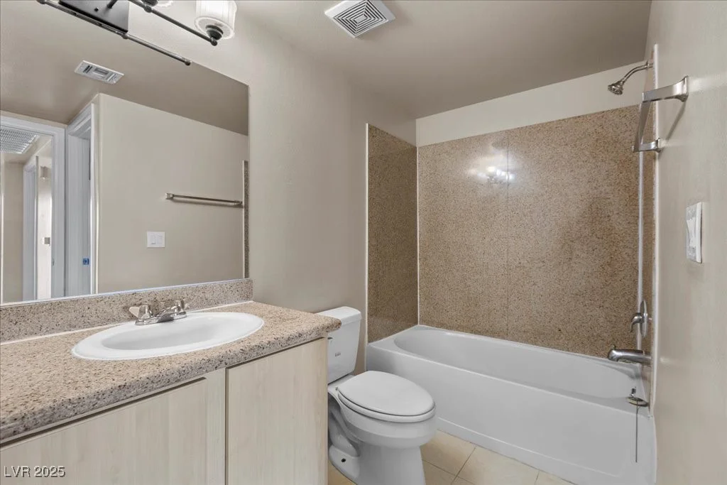 8000 Badura, Las Vegas, NV 89113