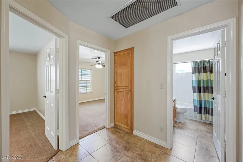 1929 Stonington, Las Vegas, NV 89108