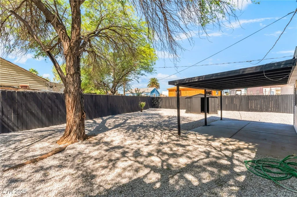 915 Melrose, Las Vegas, NV 89101