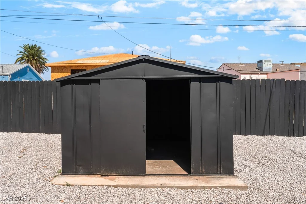 915 Melrose, Las Vegas, NV 89101