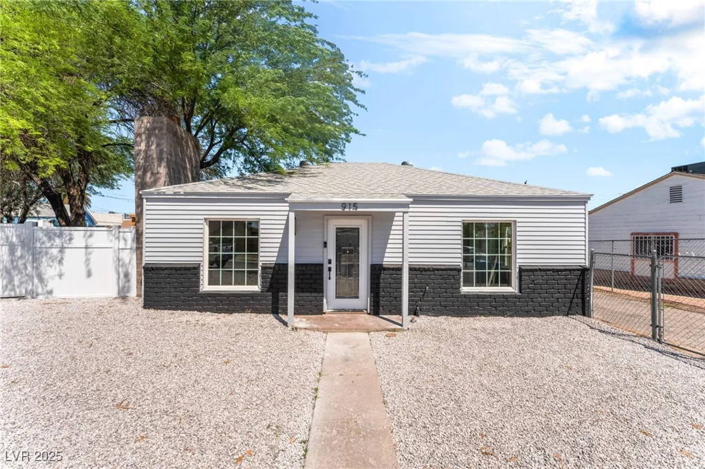 915 Melrose, Las Vegas, NV 89101