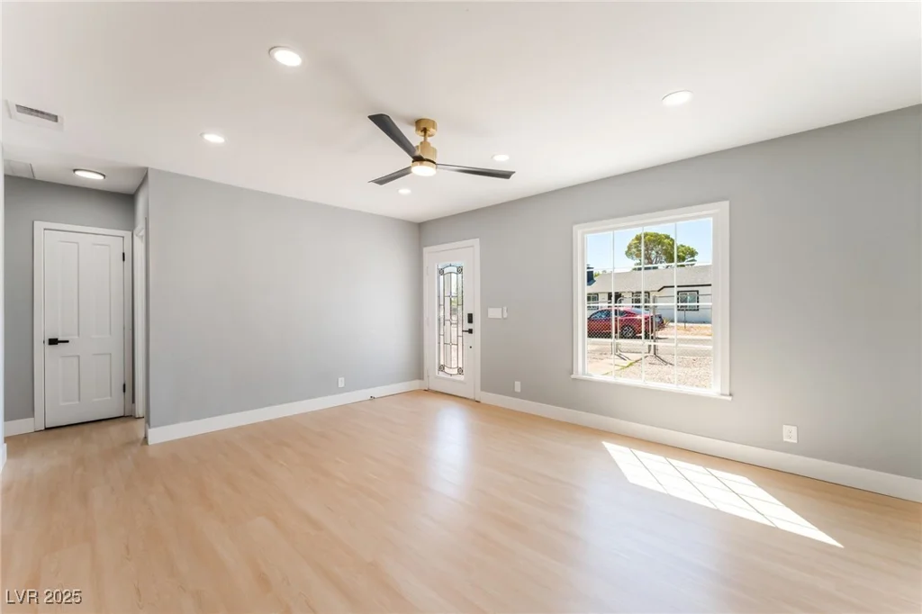 915 Melrose, Las Vegas, NV 89101
