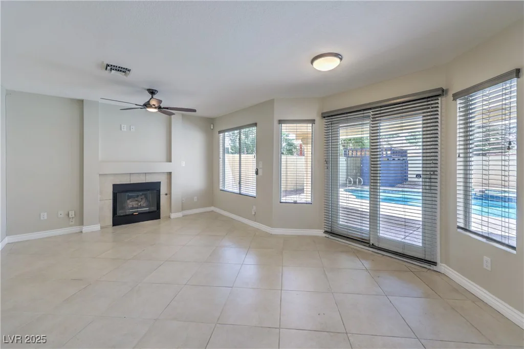 7633 Raven Hills, Las Vegas, NV 89149
