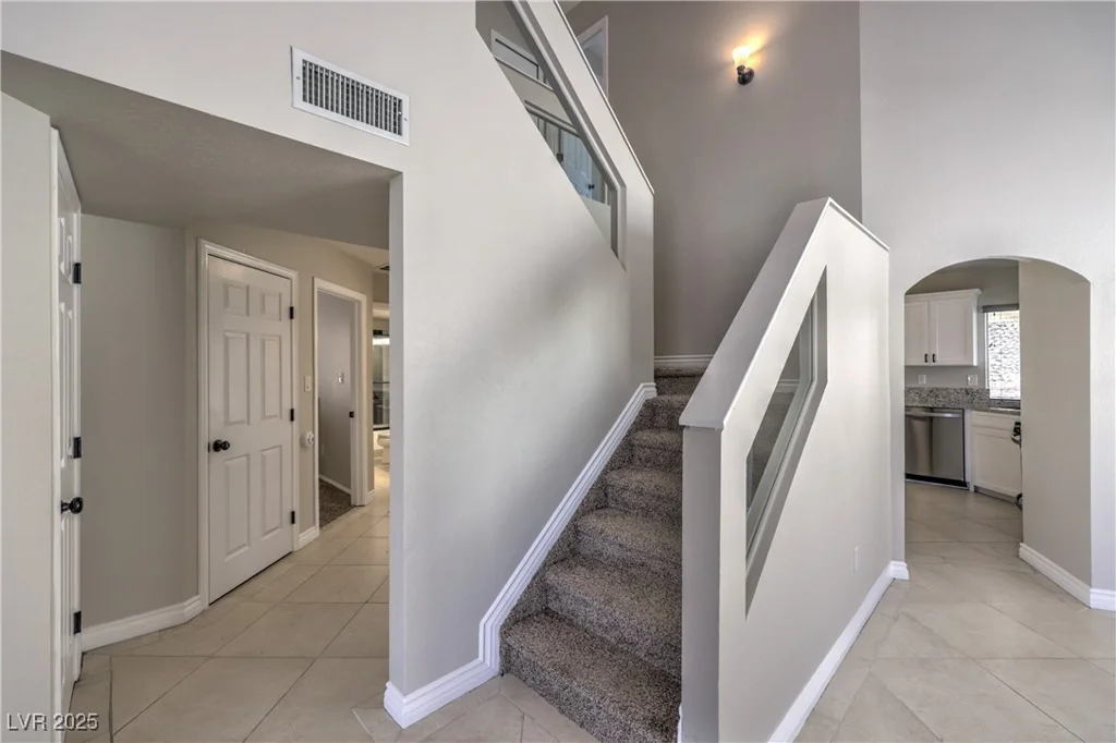 7633 Raven Hills, Las Vegas, NV 89149