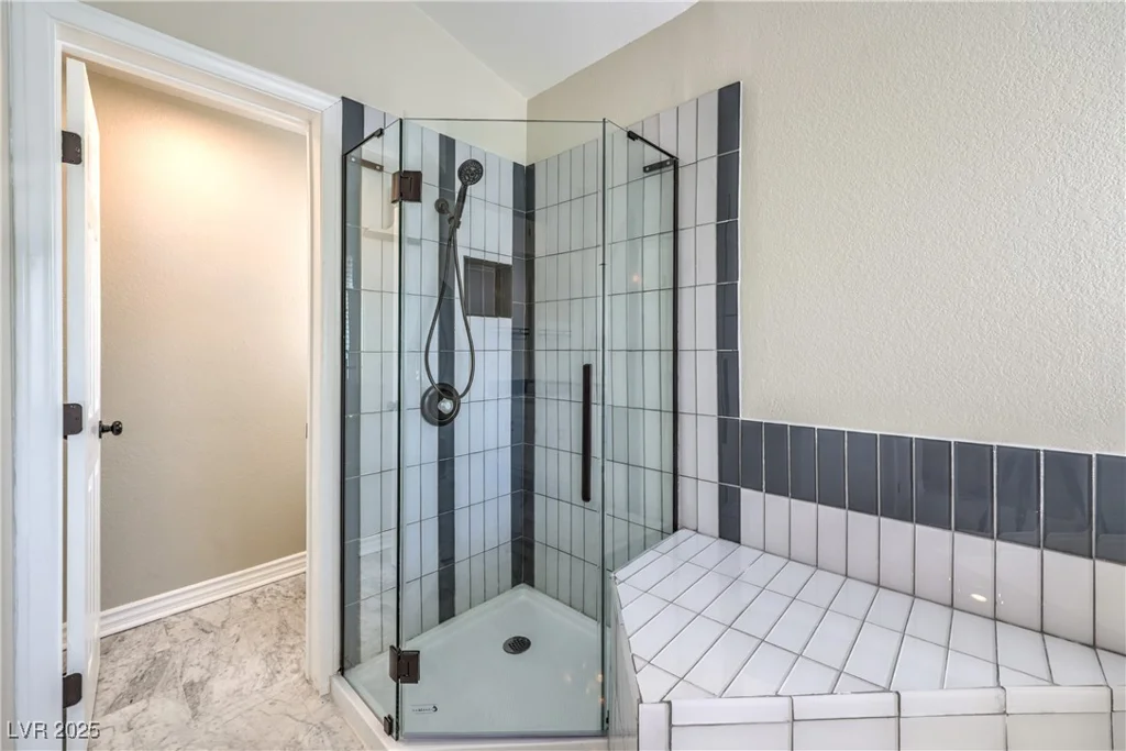 7633 Raven Hills, Las Vegas, NV 89149