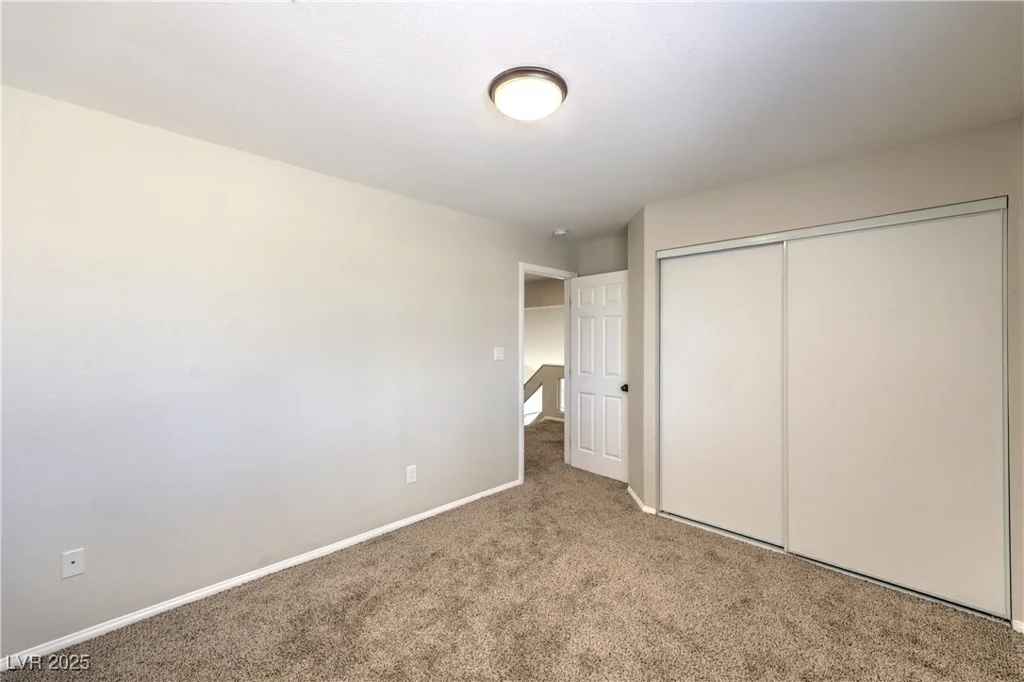 7633 Raven Hills, Las Vegas, NV 89149