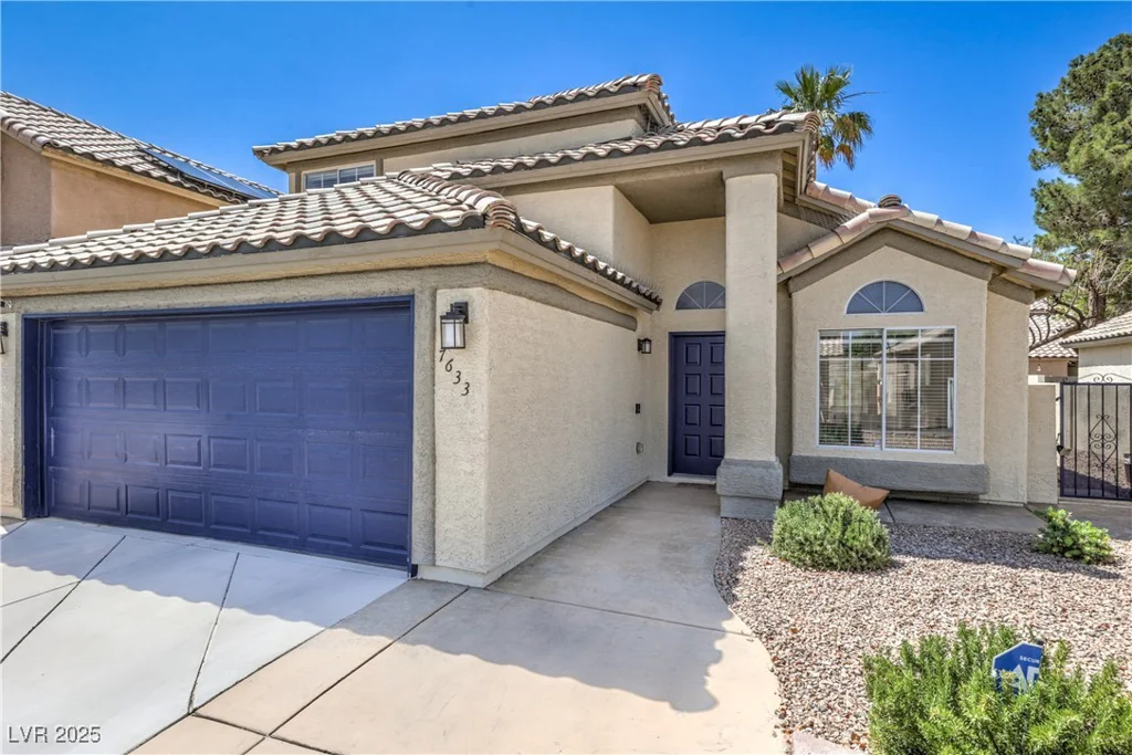 7633 Raven Hills, Las Vegas, NV 89149