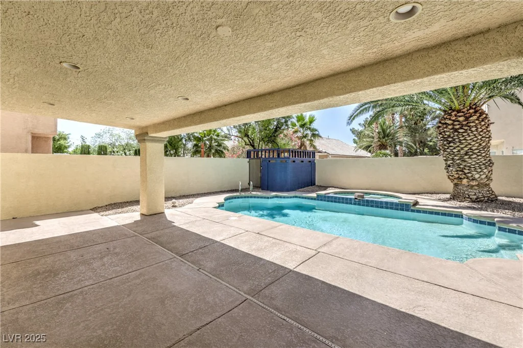 7633 Raven Hills, Las Vegas, NV 89149