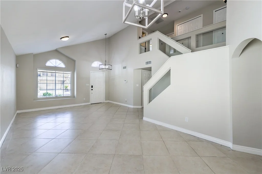 7633 Raven Hills, Las Vegas, NV 89149