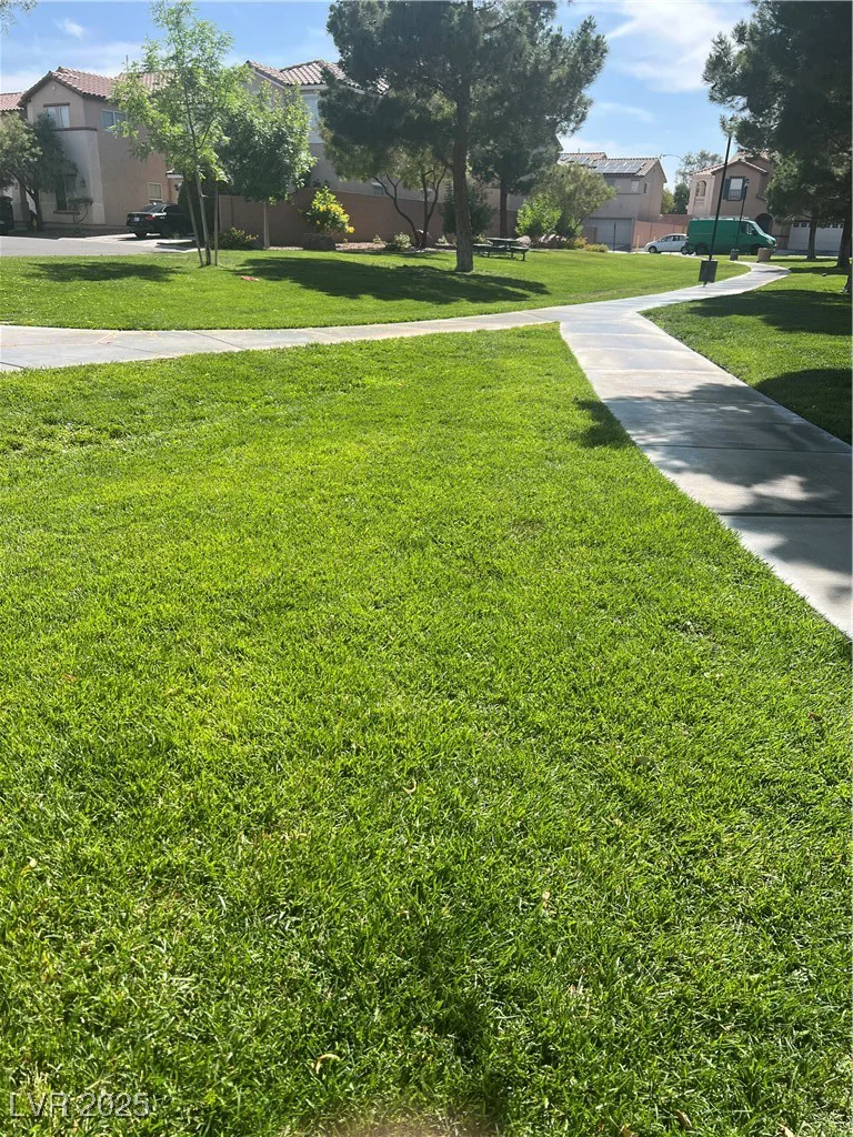 7977 Delft Blue, Las Vegas, NV 89139