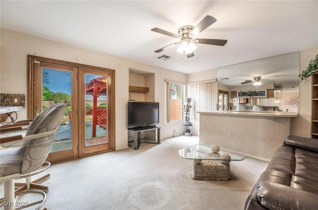 1742 Ashburn, North Las Vegas, NV 89032