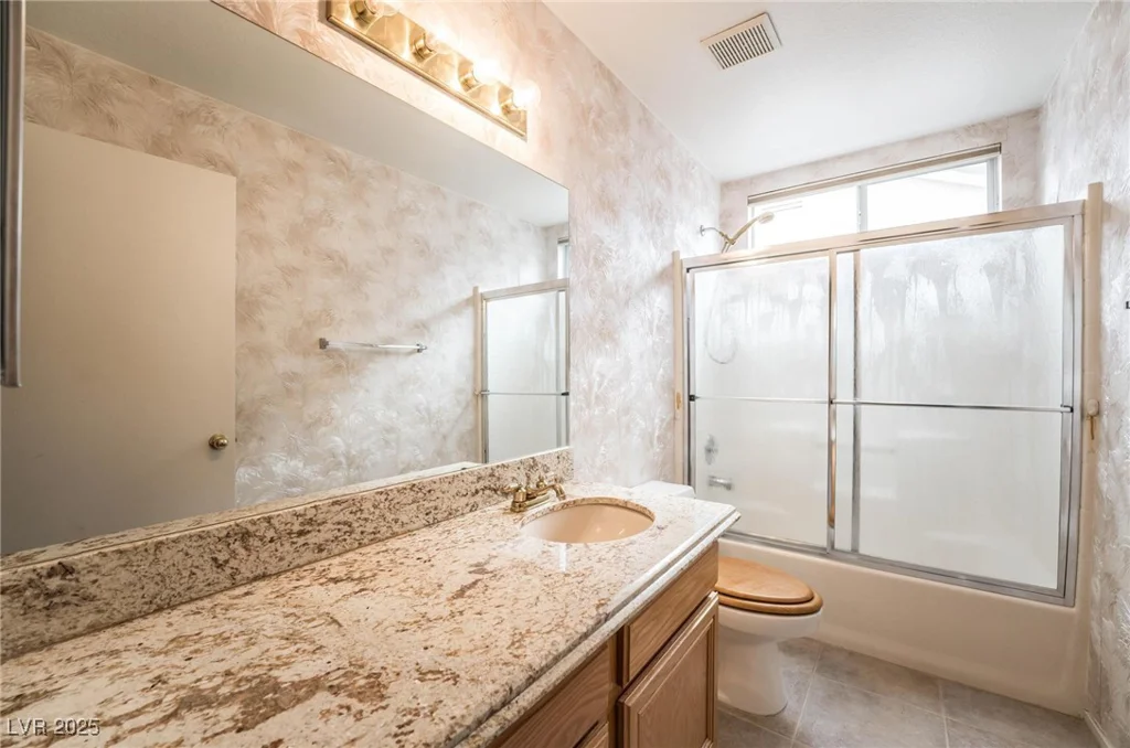 1742 Ashburn, North Las Vegas, NV 89032