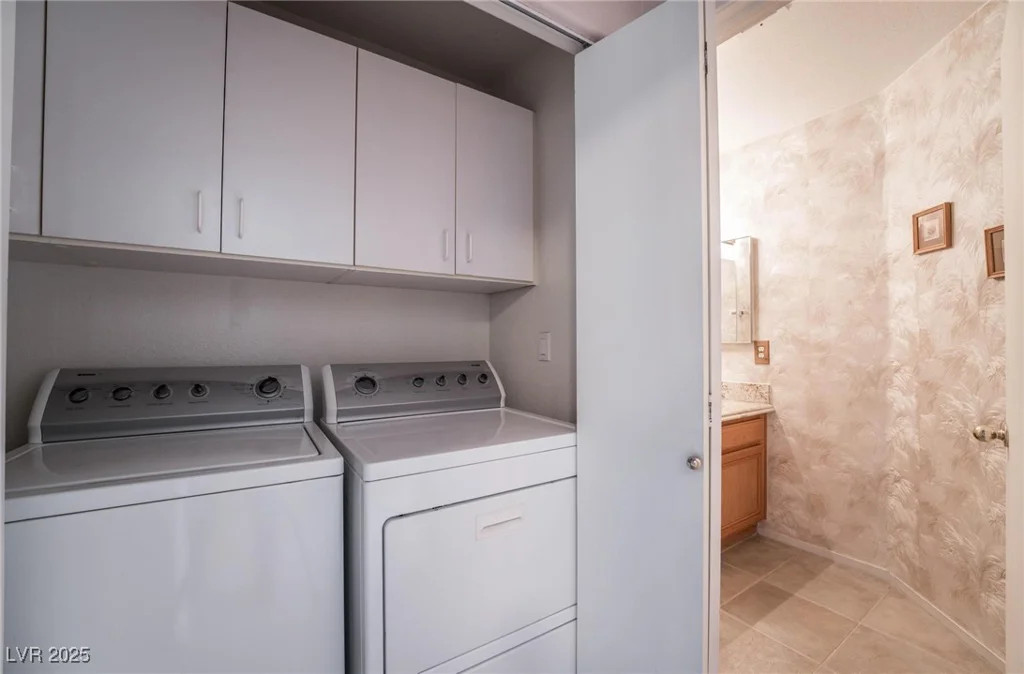 1742 Ashburn, North Las Vegas, NV 89032