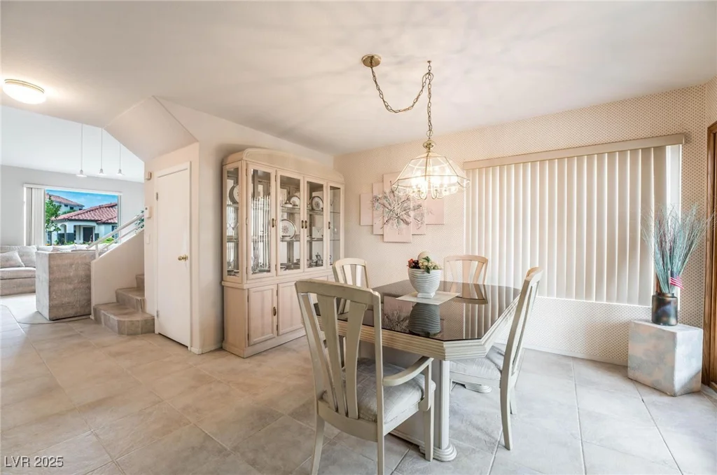 1742 Ashburn, North Las Vegas, NV 89032
