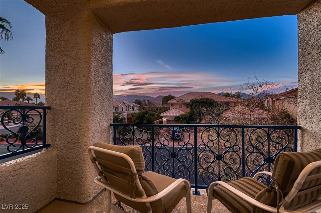 3042 Hammerwood, Las Vegas, NV 89135