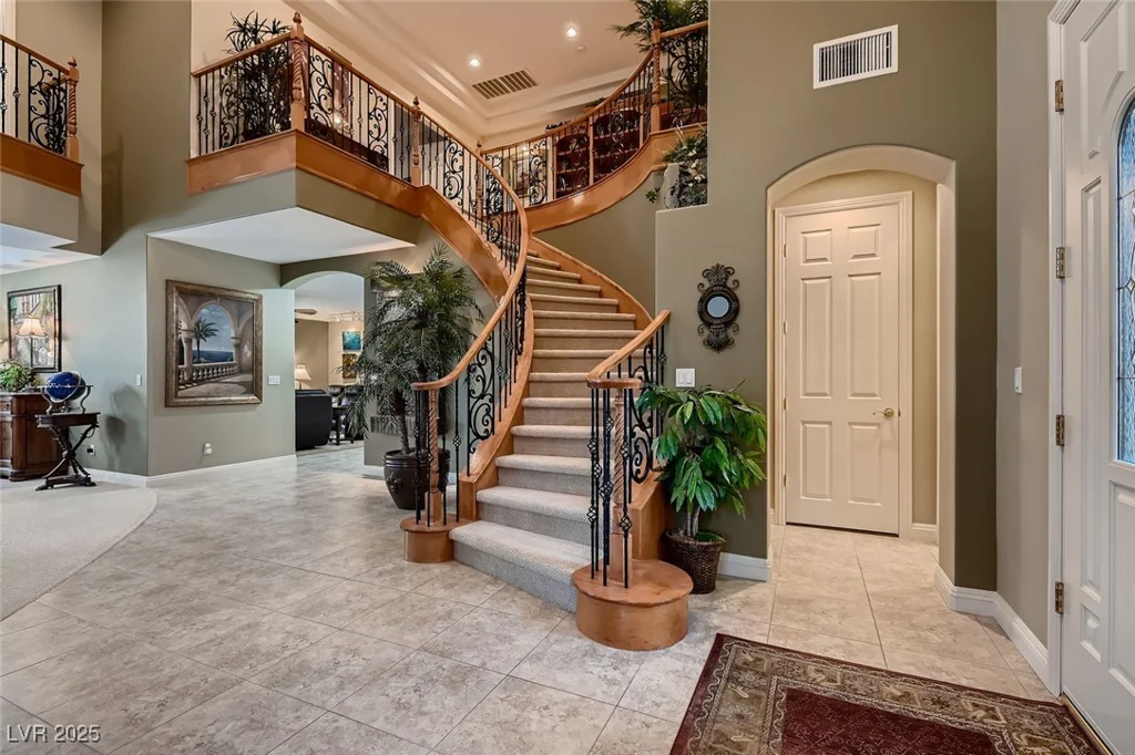 3042 Hammerwood, Las Vegas, NV 89135