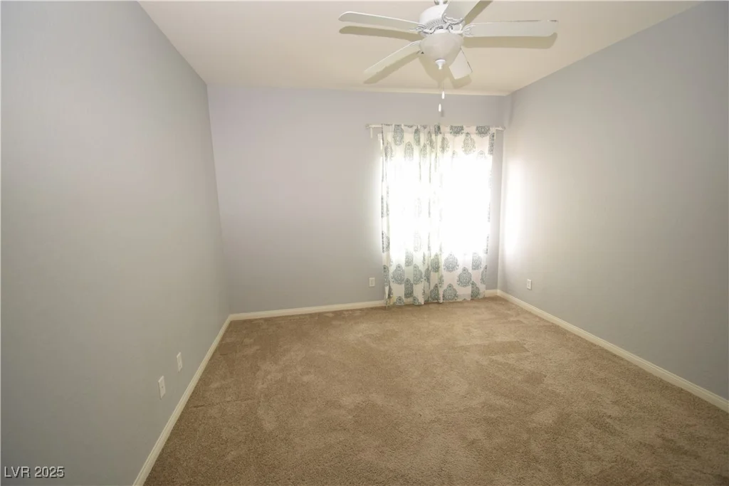 8084 Bosco Bay, Las Vegas, NV 89113