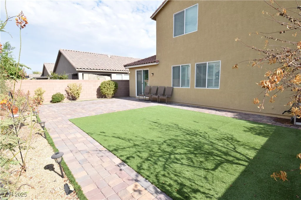 8084 Bosco Bay, Las Vegas, NV 89113