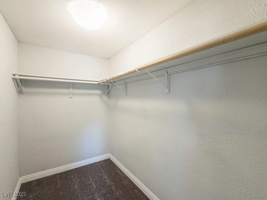 2713 Valley, Las Vegas, NV 89101