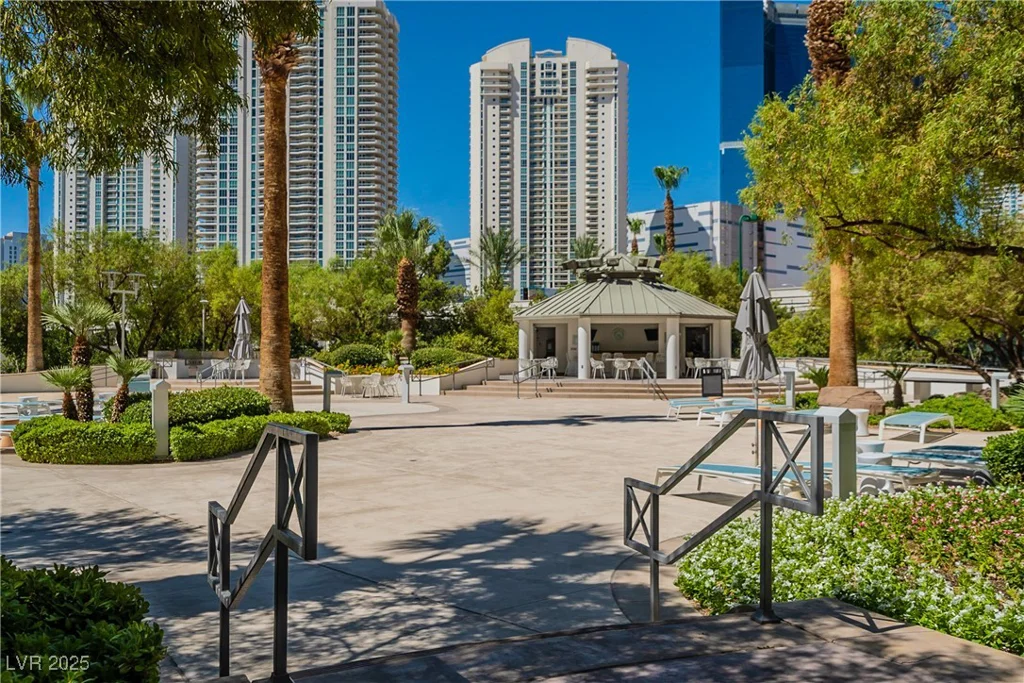 222 Karen, Las Vegas, NV 89109