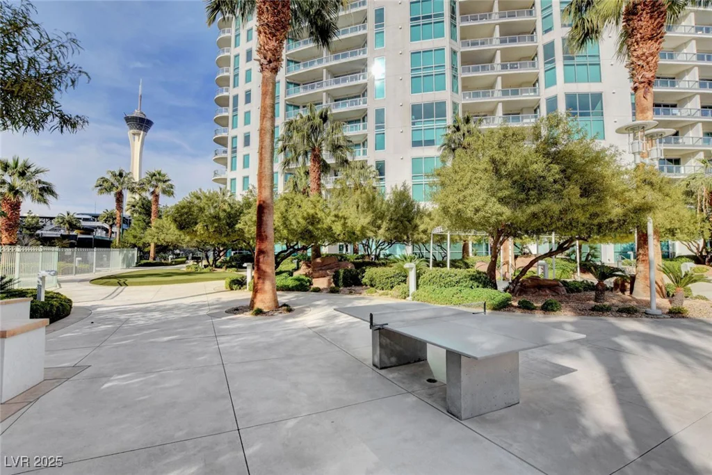 222 Karen, Las Vegas, NV 89109