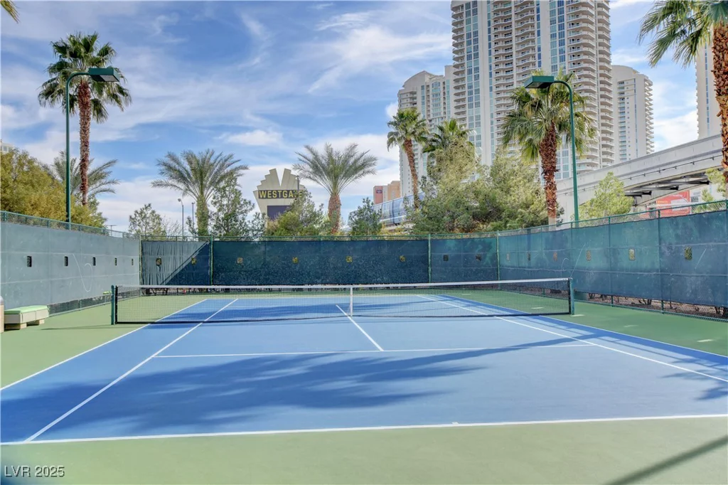 222 Karen, Las Vegas, NV 89109