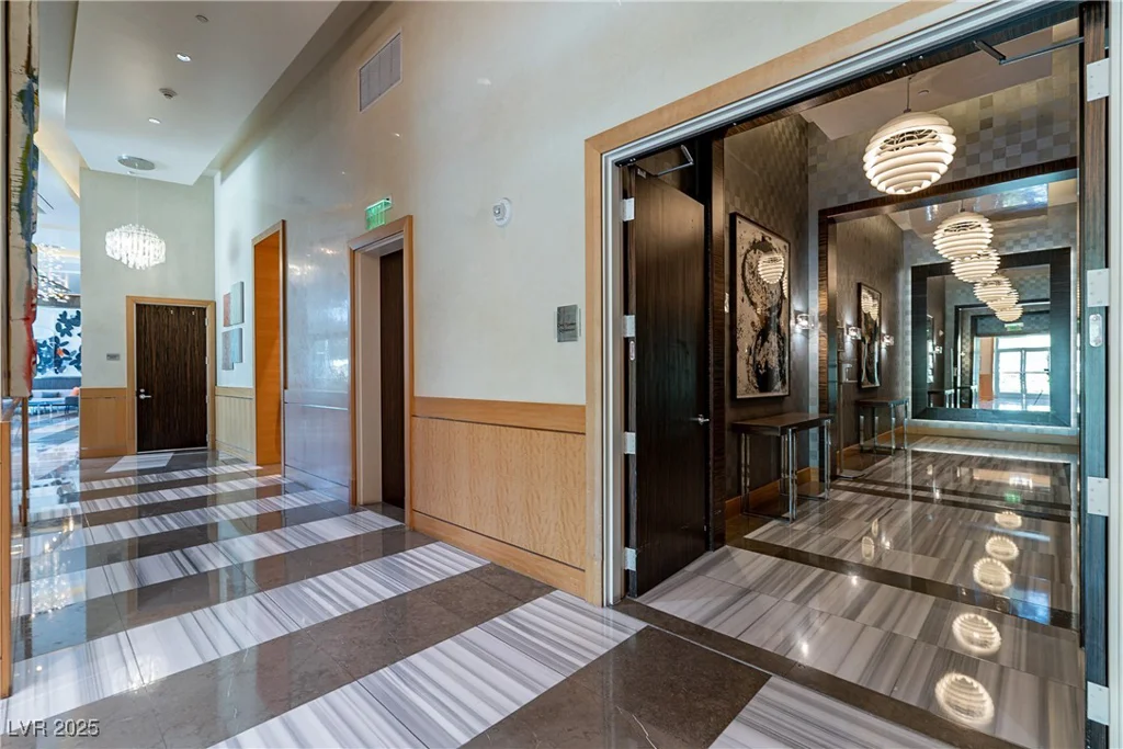 222 Karen, Las Vegas, NV 89109
