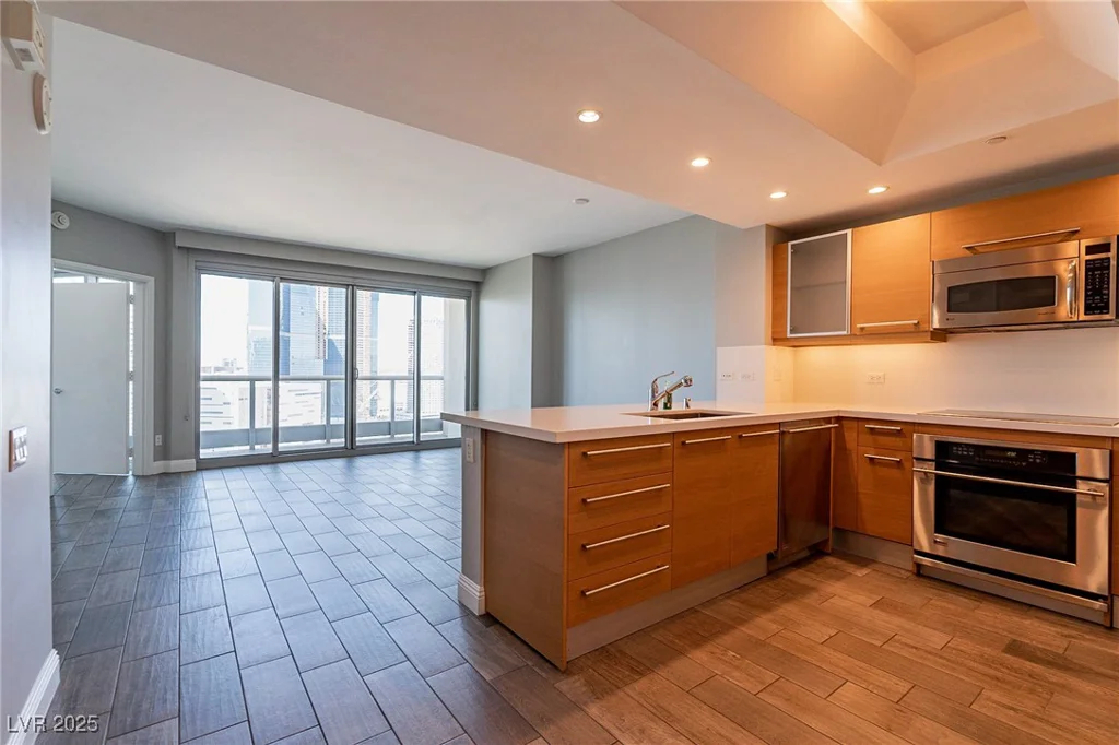 222 Karen, Las Vegas, NV 89109